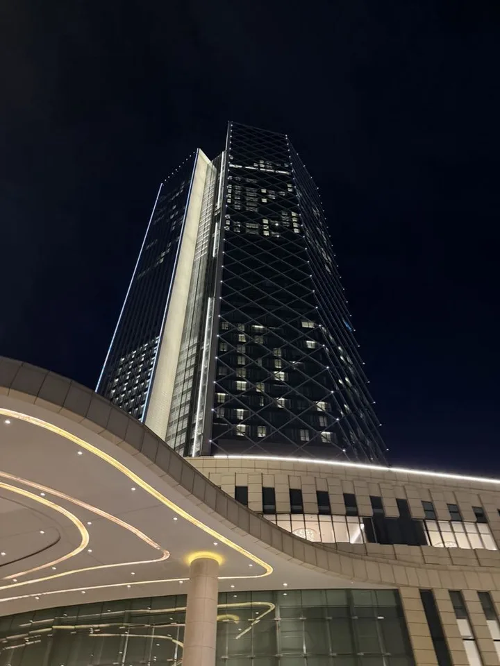 JW Marriott Hotel Yinchuan tower illuminated at night